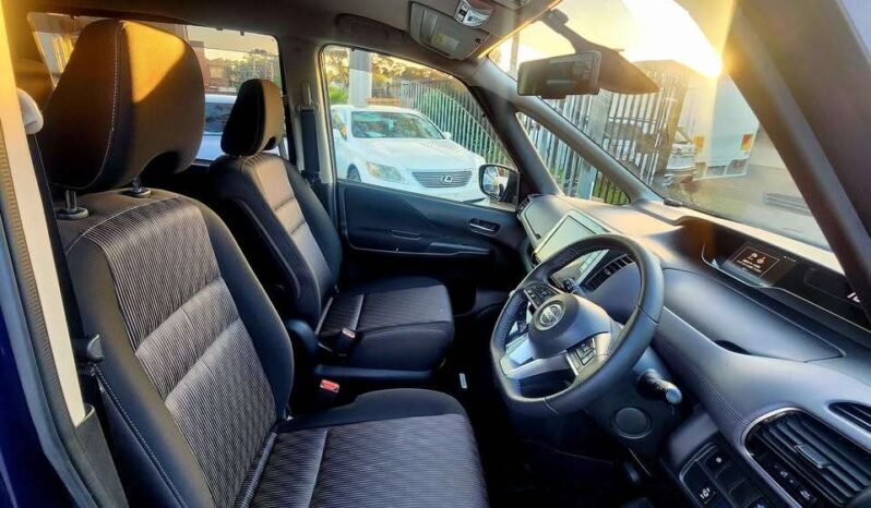 
								2021 Nissan Serena Hybrid full									