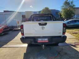 
										2018 Nissan Navara full									