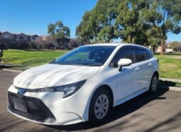 
										Toyota Corolla Touring full									