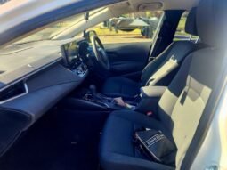 
										Toyota Corolla Touring full									