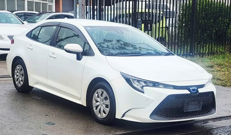 
								Toyota Corolla Hybrid full									