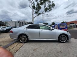 
										2012 Toyota Crown full									