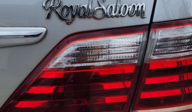 
								2012 Toyota Crown full									