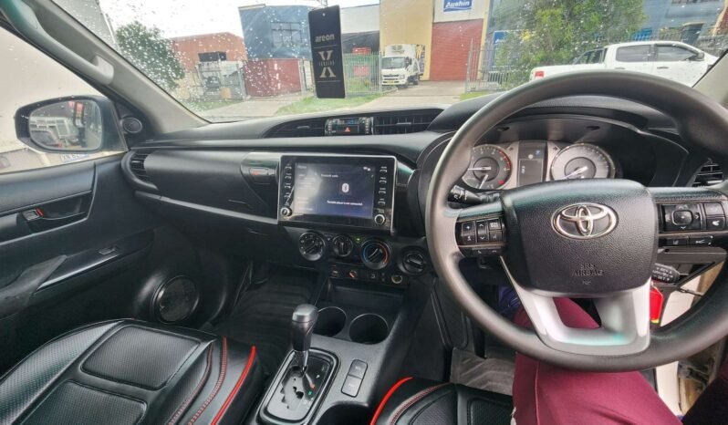 
								Toyota Hilux turbo wrapped 4×4 full									
