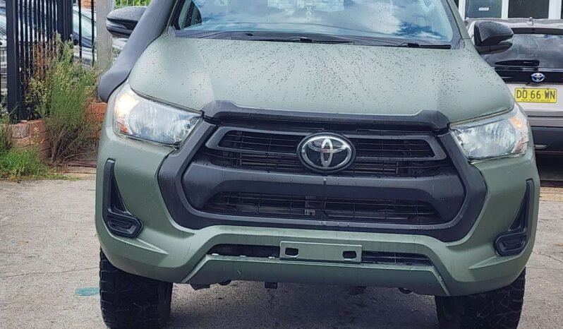 
								Toyota Hilux turbo wrapped 4×4 full									