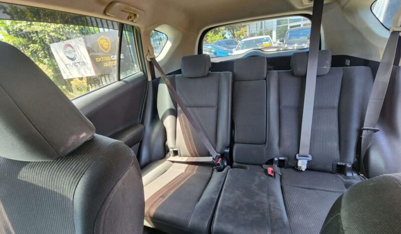 
								2013 Toyota RAV4 full									