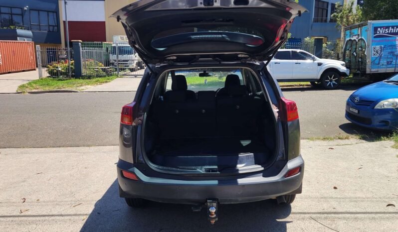 
								2013 Toyota RAV4 full									