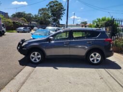
										2013 Toyota RAV4 full									