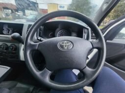 Toyota Hiace 2013