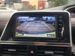 
										2015 Toyota Sienta Hybrid full									