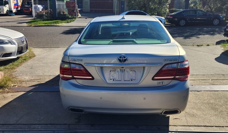 
								2004 Toyota Crown full									