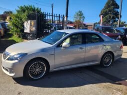 
										2004 Toyota Crown full									