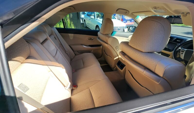 
								2004 Toyota Crown full									