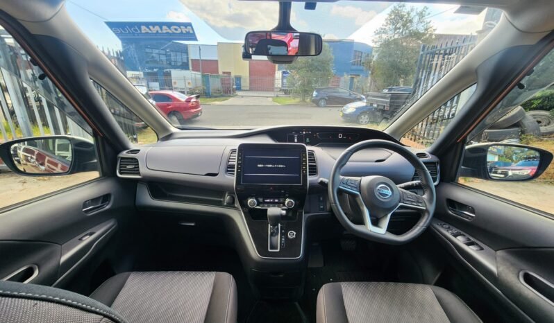 
								2021 Nissan Serena Hybrid full									