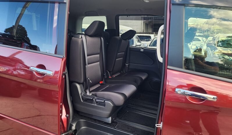 
								2021 Nissan Serena Hybrid full									