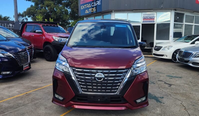 2021 Nissan Serena hybrid for sale