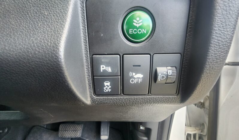 
								2015 Honda Vezel Hybrid full									
