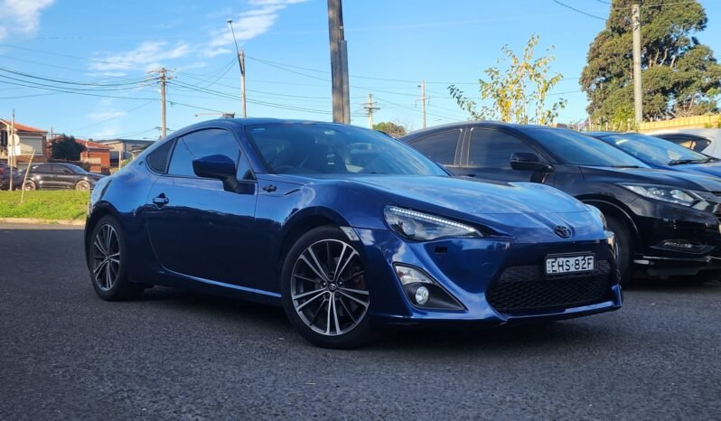 
								2012 Toyota GT86 full									