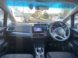
										2019 Honda Fit Hybrid full									