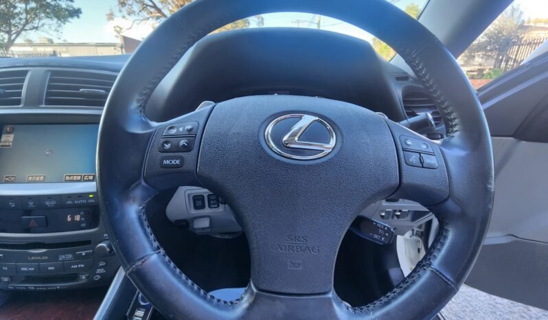 
								2005 Lexus IS350 full									