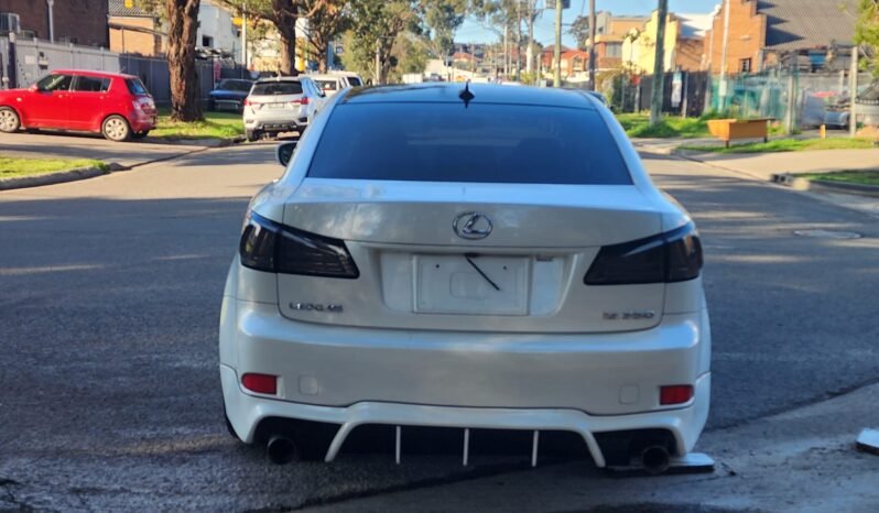 
								2005 Lexus IS350 full									