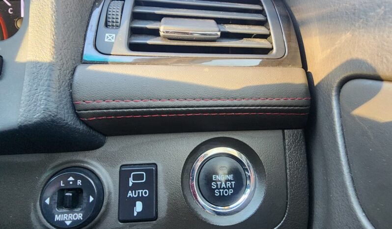 
								2012 Toyota Crown Athlete full									