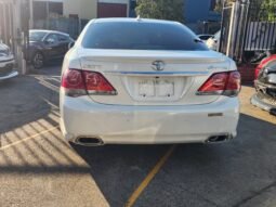 
										2012 Toyota Crown Athlete full									