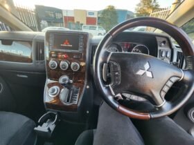 2011 Mitsubishi Delica 4WD