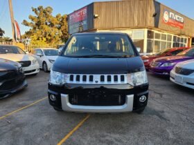 2011 Mitsubishi Delica 4WD