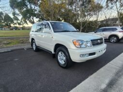 
										2000 Toyota Land Cruiser Cygnus full									