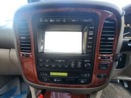 
										2000 Toyota Land Cruiser Cygnus full									