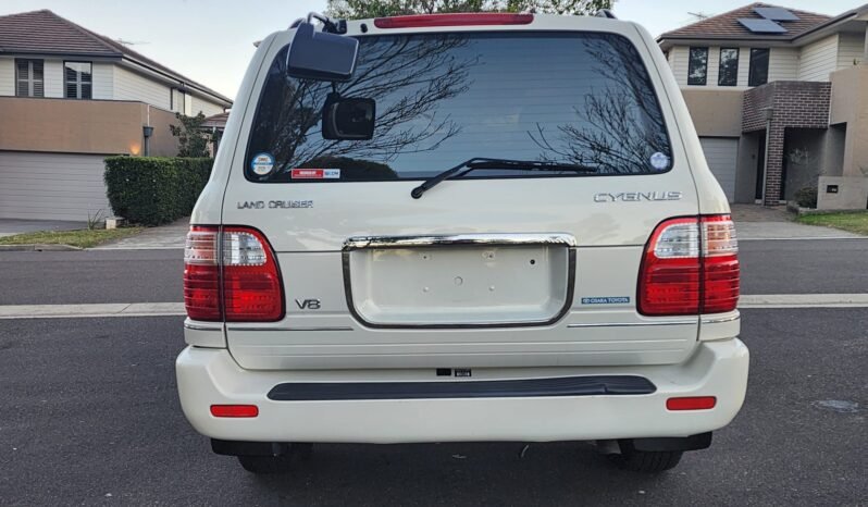 
								2000 Toyota Land Cruiser Cygnus full									