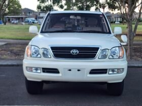 2000 Toyota Land Cruiser Cygnus