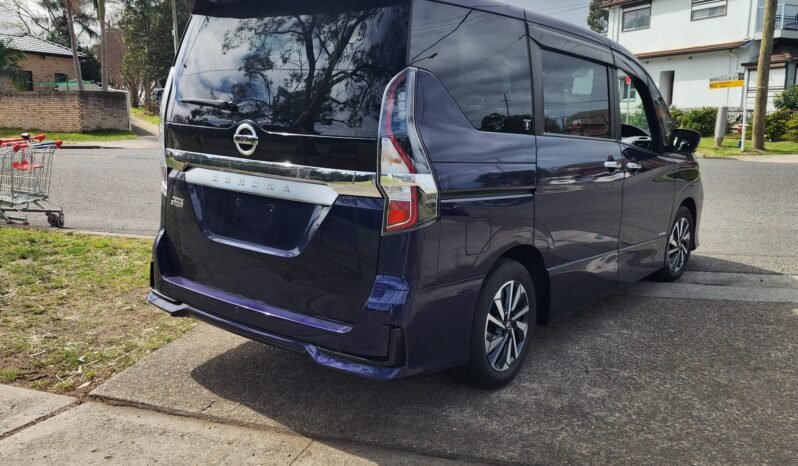 
								2021 Nissan Serena Hybrid full									