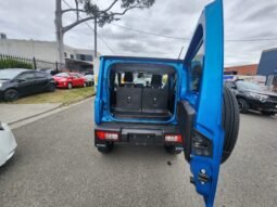 
										2023 Suzuki Jimny full									