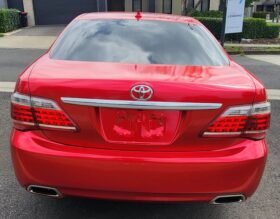 2011 Toyota Crown Royal Saloon