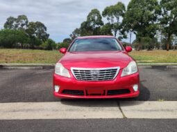 
										2011 Toyota Crown Royal Saloon full									