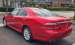 
										2011 Toyota Crown Royal Saloon full									