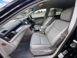 
										2012 toyota crown Hybrid full									