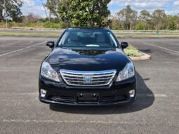 
										2012 toyota crown Hybrid full									