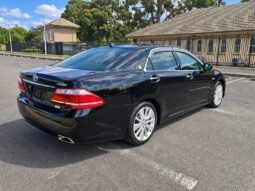 
										2012 toyota crown Hybrid full									
